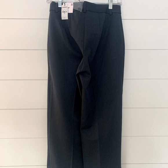 🤍 NWT New Express Cropped Straight High Rise Dark Gray Pants - Picture 5 of 7